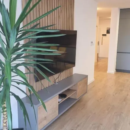 Apartman Komfortna Novostavba V Centre *